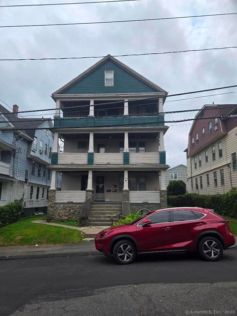 Photo of 631 Washington Avenue #2nd floor, Waterbury, CT 06708 (MLS # 24129519)