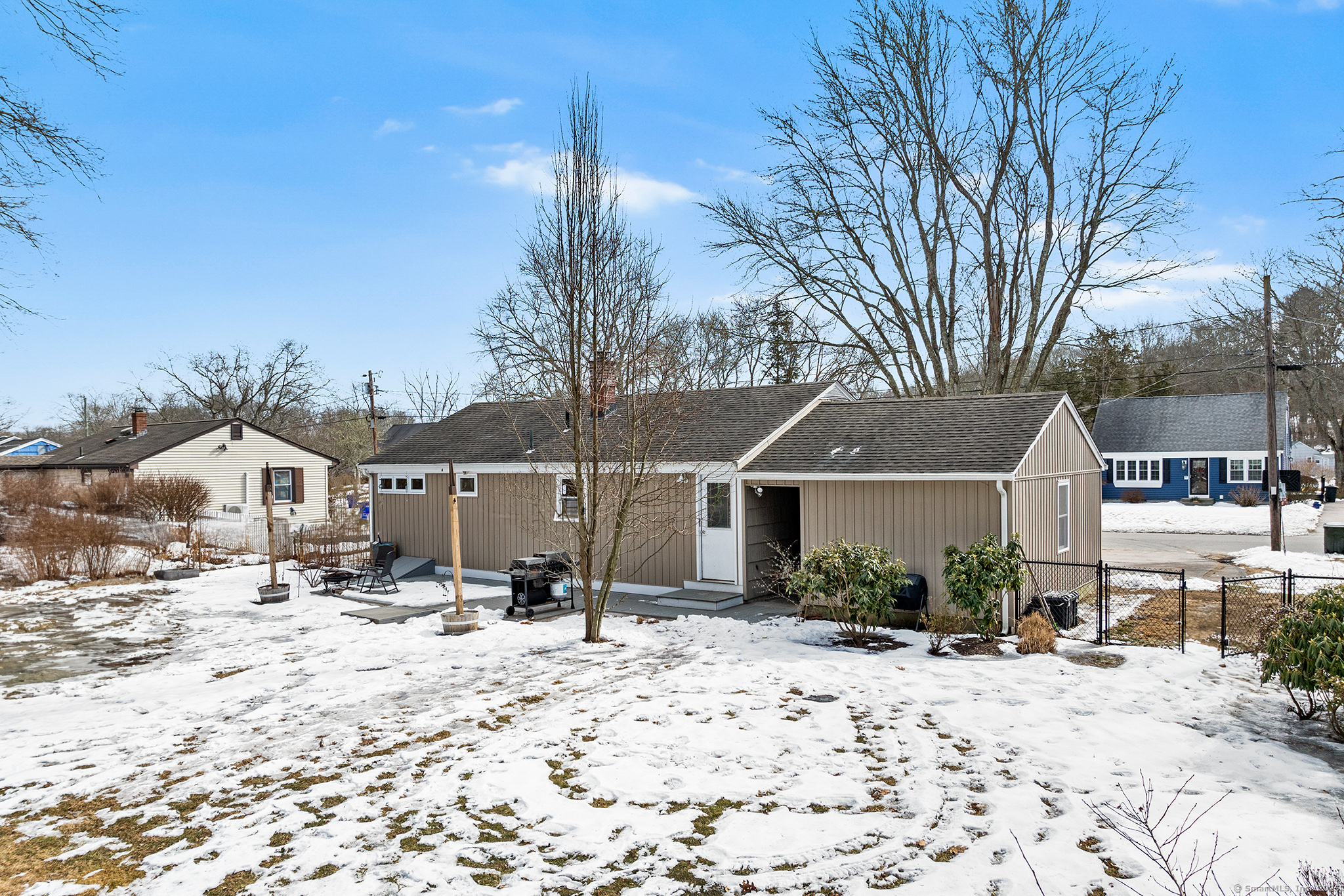 63 Pond Drive, North Stonington, Connecticut image 22