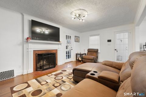 Tiny photo for 25 Lindsley Place, Stratford, CT 06615 (MLS # 24149283)