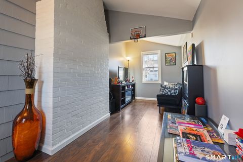 Tiny photo for 25 Lindsley Place, Stratford, CT 06615 (MLS # 24149283)