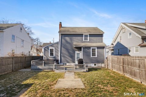 Tiny photo for 25 Lindsley Place, Stratford, CT 06615 (MLS # 24149283)