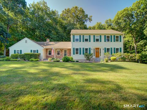 Photo of 19 E Ridge Court, Cheshire, CT 06410 (MLS # 24190019)