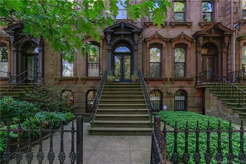 558 Chapel Street 2 New Haven CT 06511