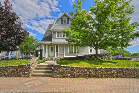 Photo of 71 Bridgeport Avenue, Milford, CT 06460 (MLS # 24164090)