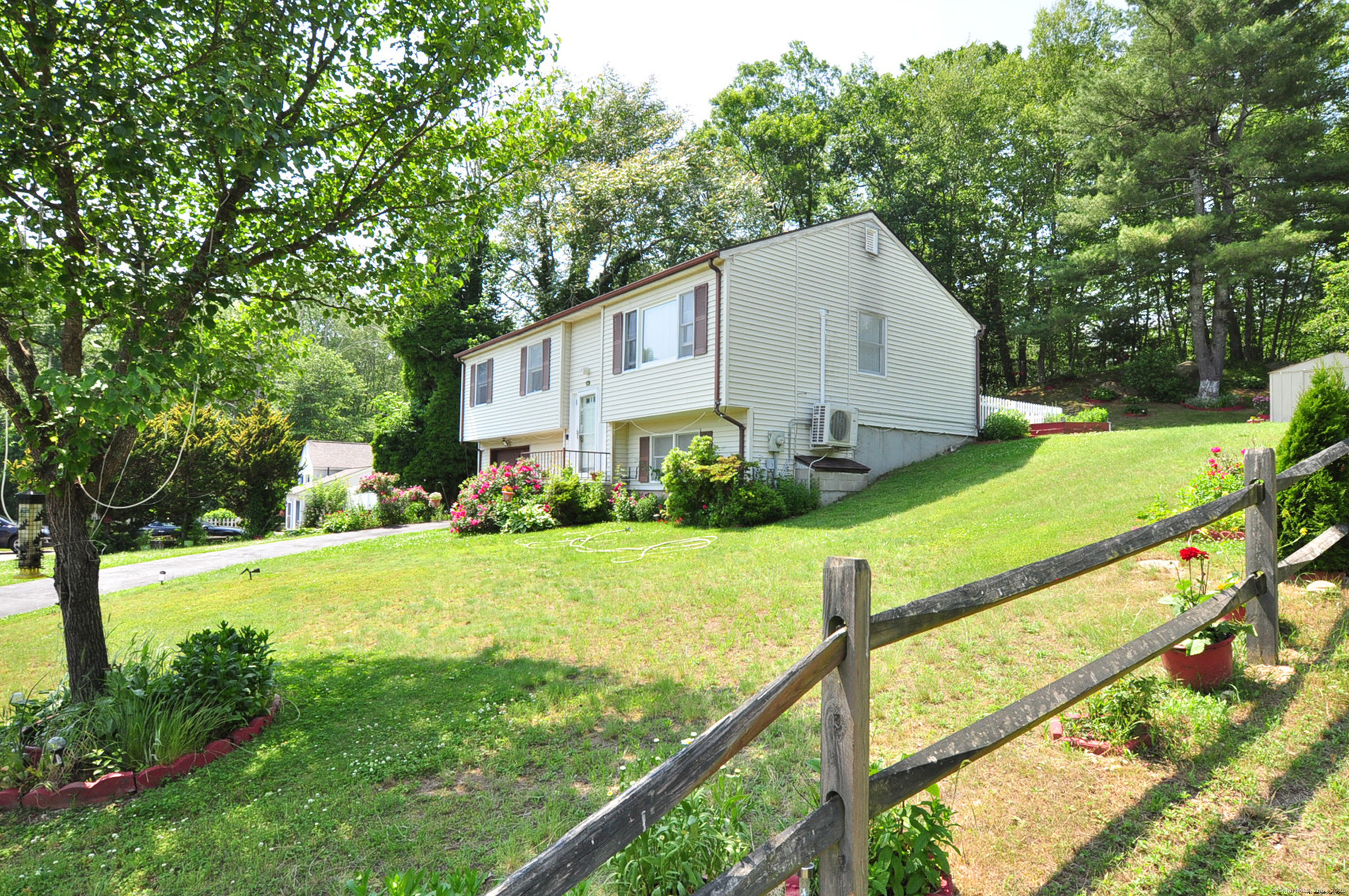 8 Pons Road