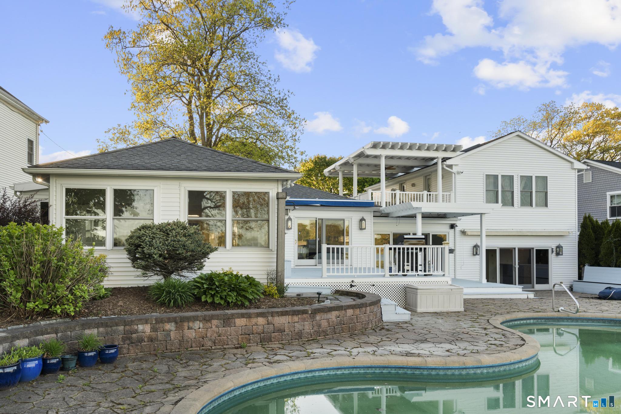 231 Pawson Road