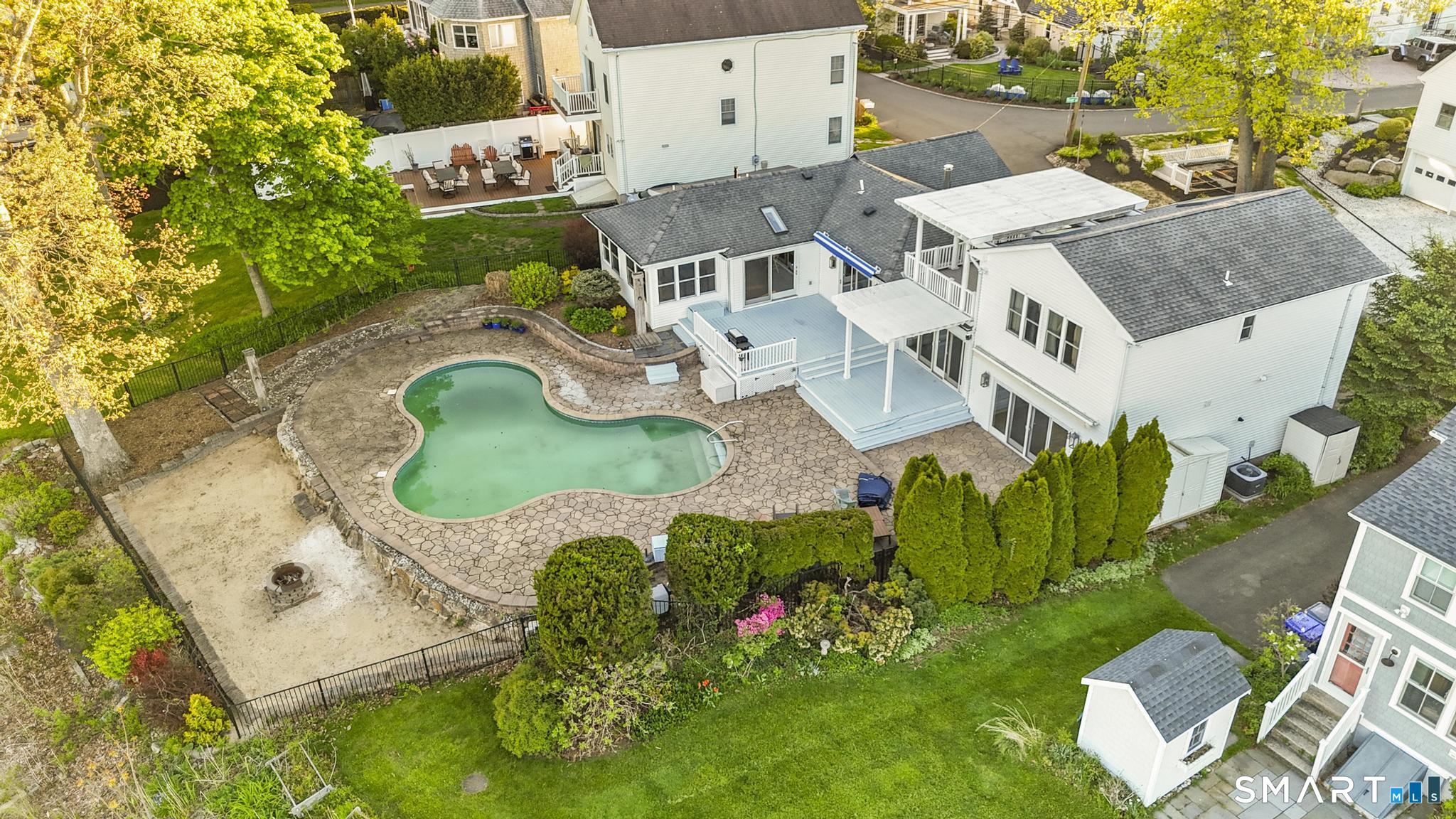 231 Pawson Road