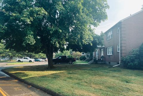 Tiny photo for 6 Grandview Drive #27C, Farmington, CT 06032 (MLS # 24115604)