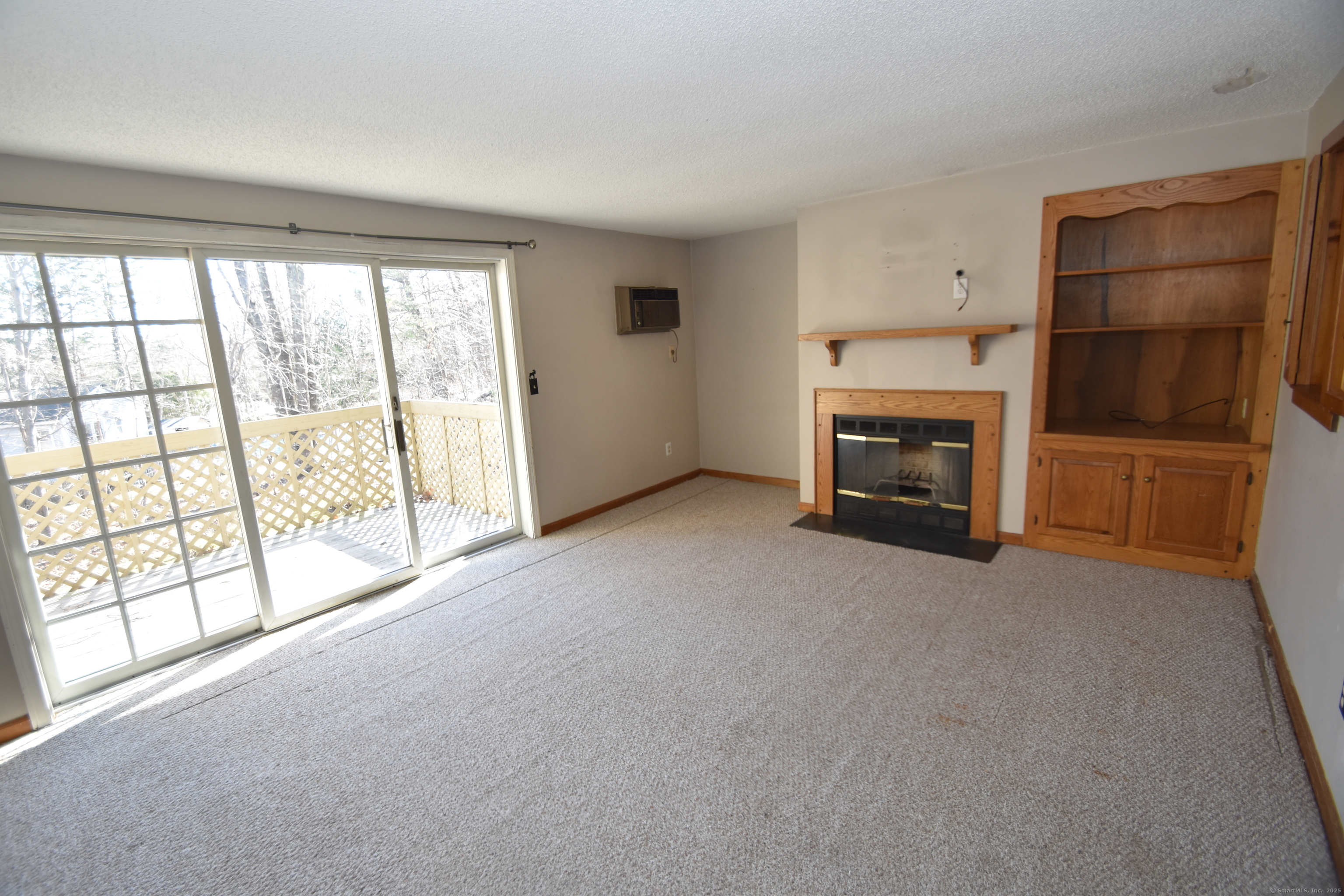 46 Edgewood Street #APT 7, Stafford, Connecticut image 4