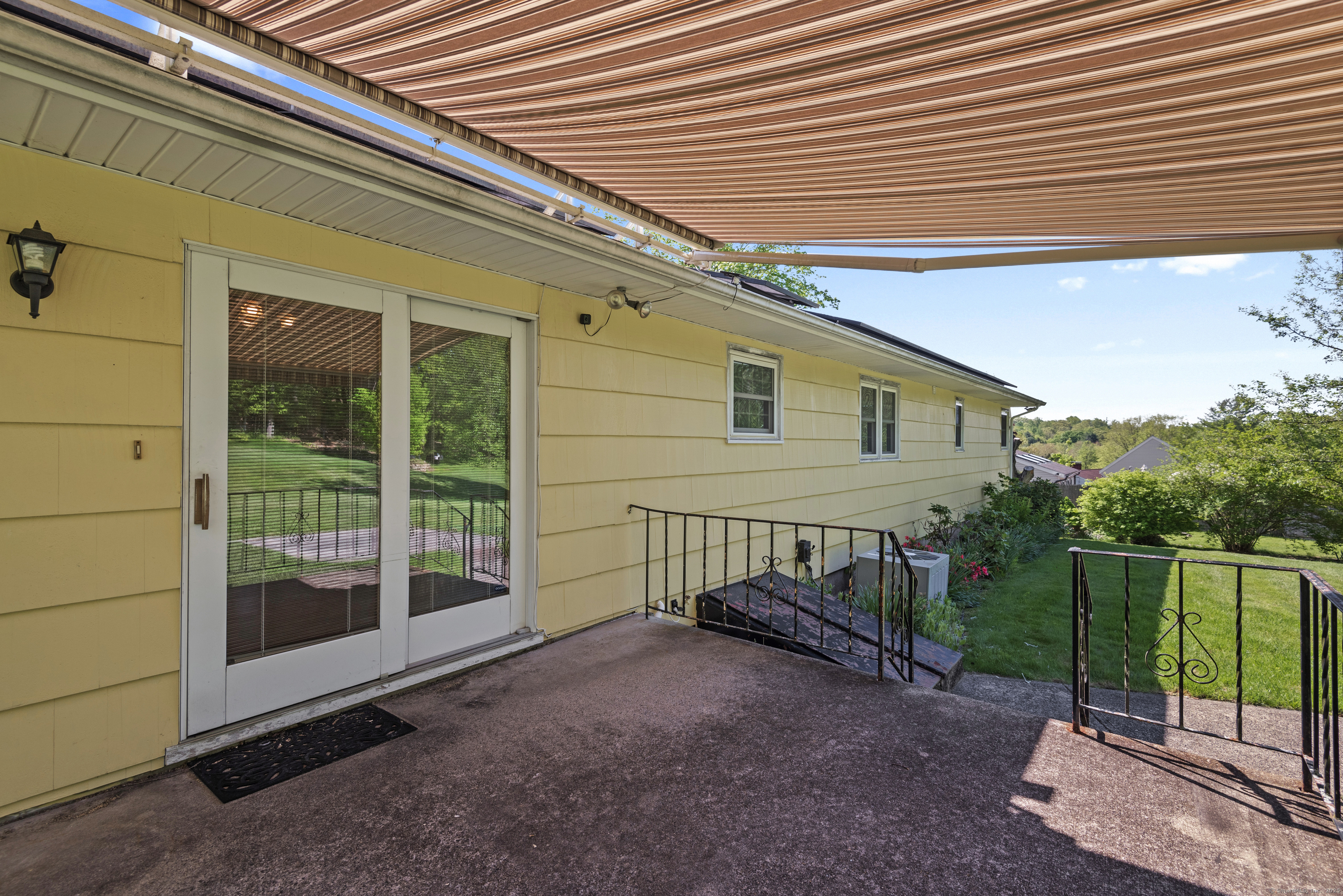 246 Sea Hill Road, North Branford, Connecticut image 34