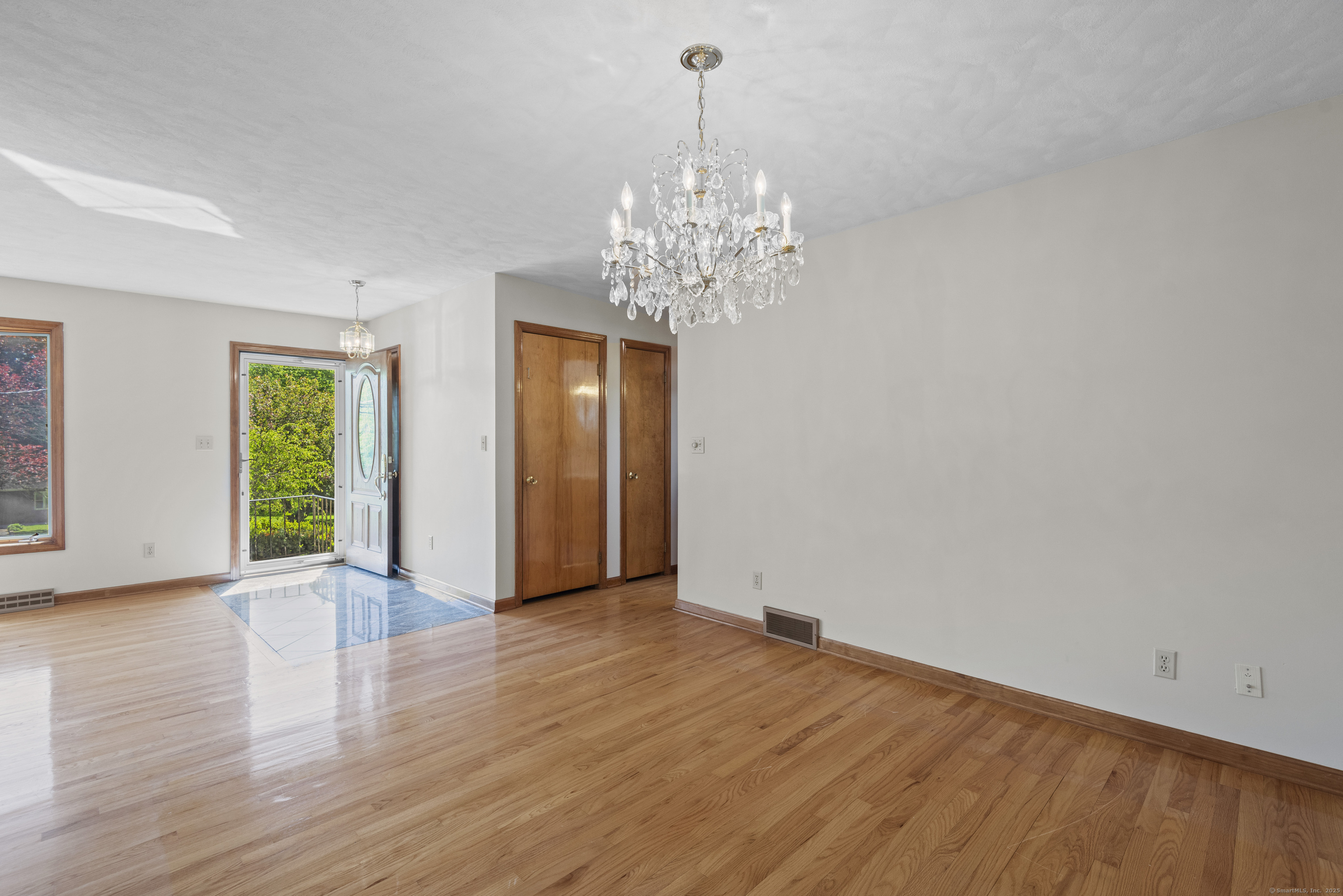 246 Sea Hill Road, North Branford, Connecticut image 7