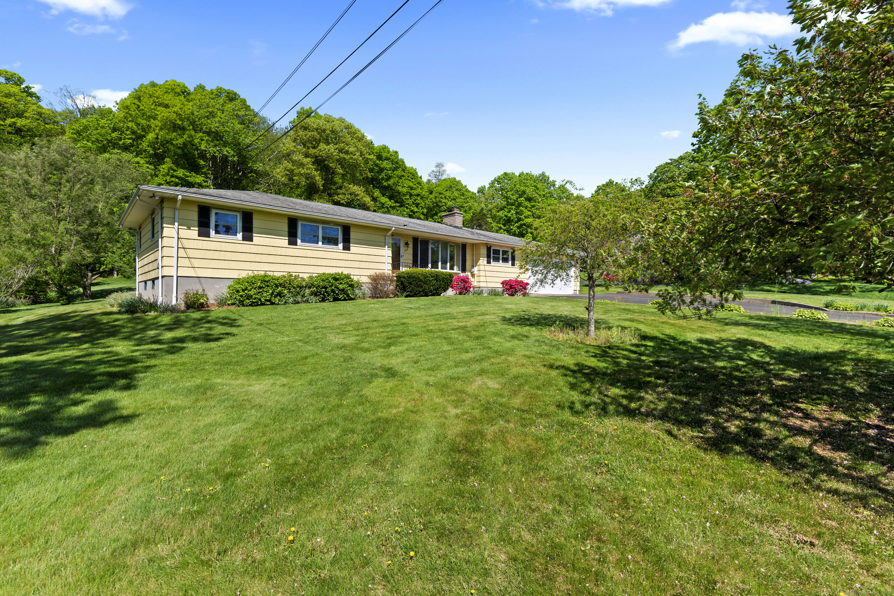 246 Sea Hill Road, North Branford, Connecticut image 3