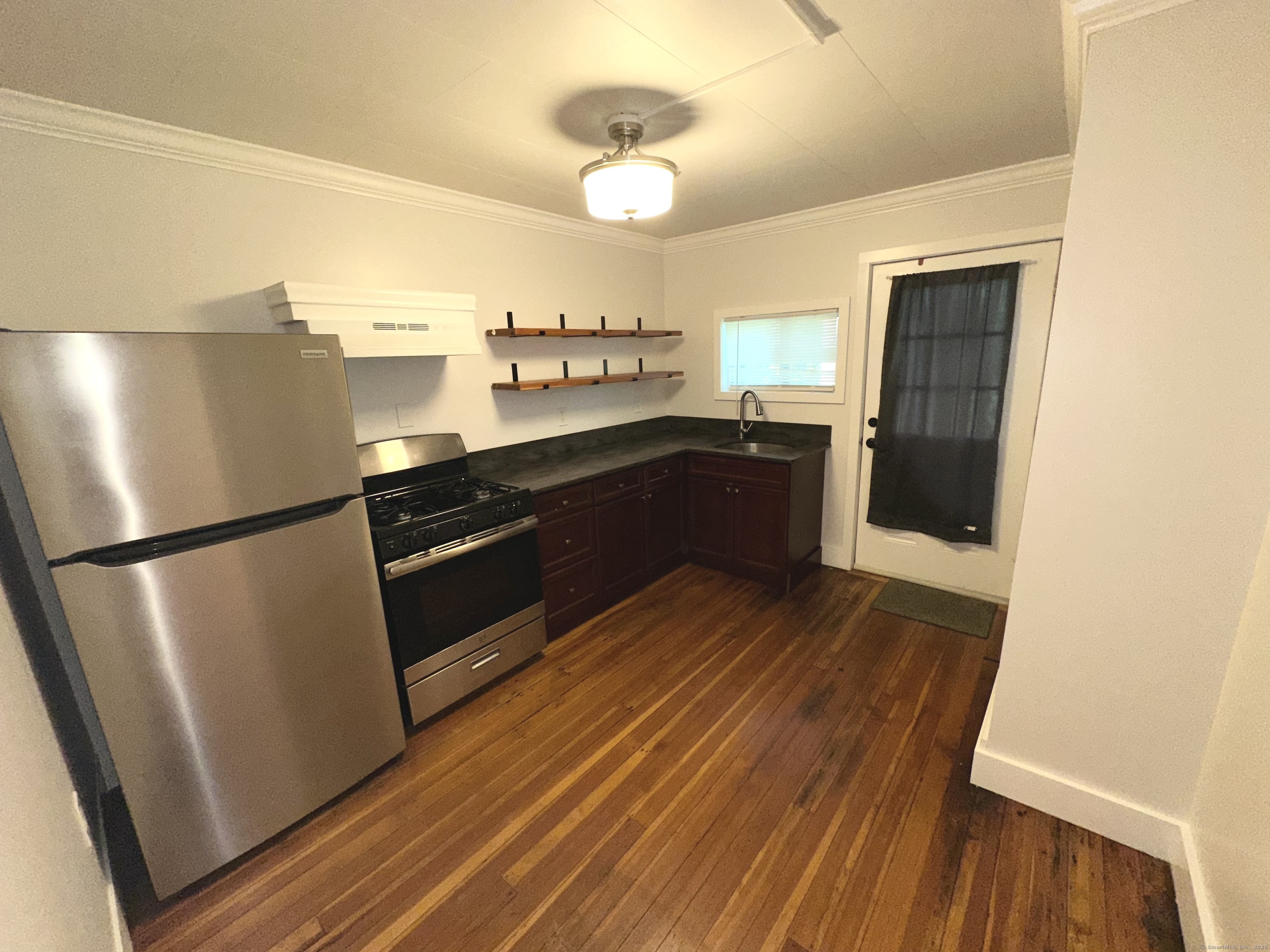118 Hawthorne Avenue