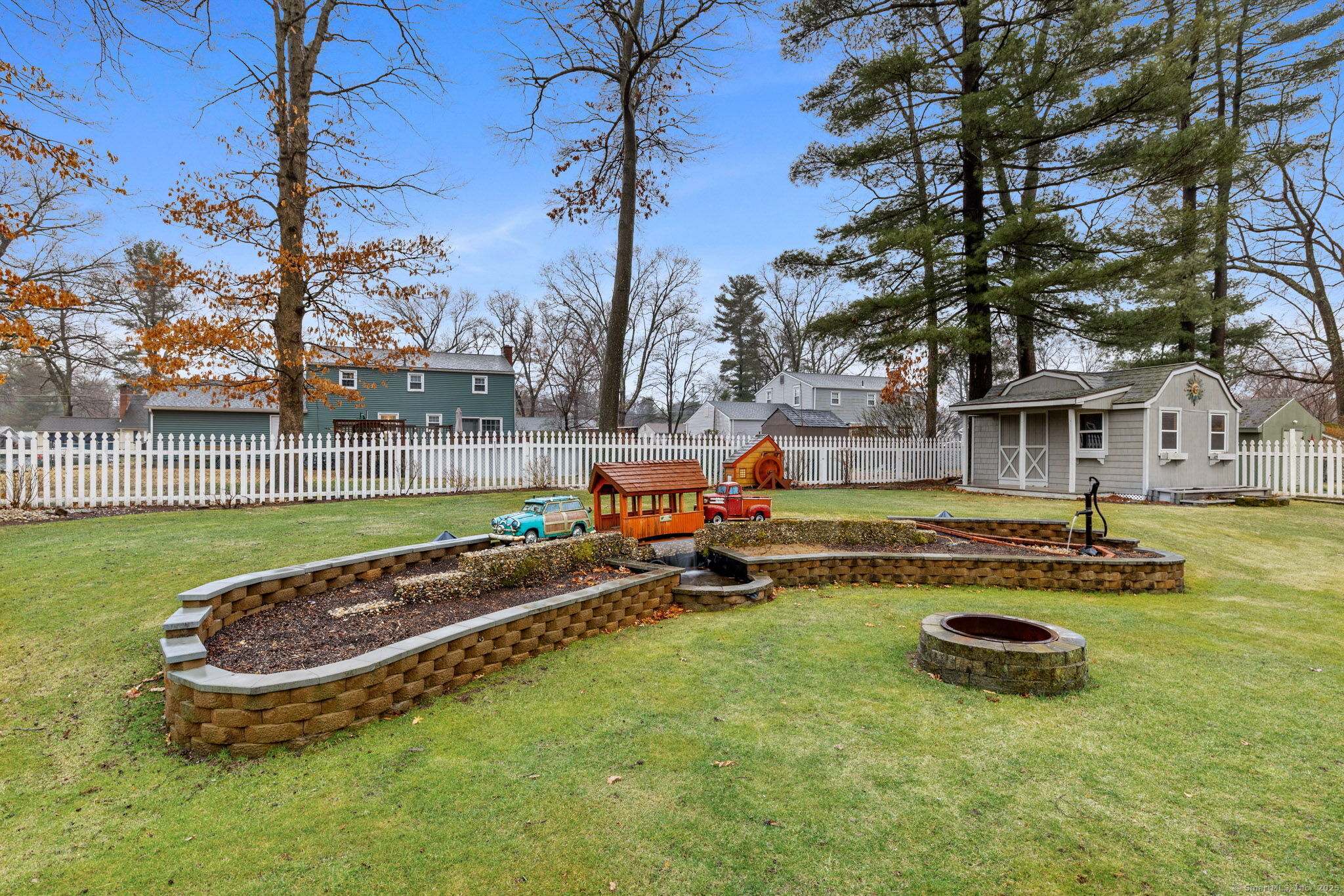 16 Marshall Road, Enfield, Connecticut image 6