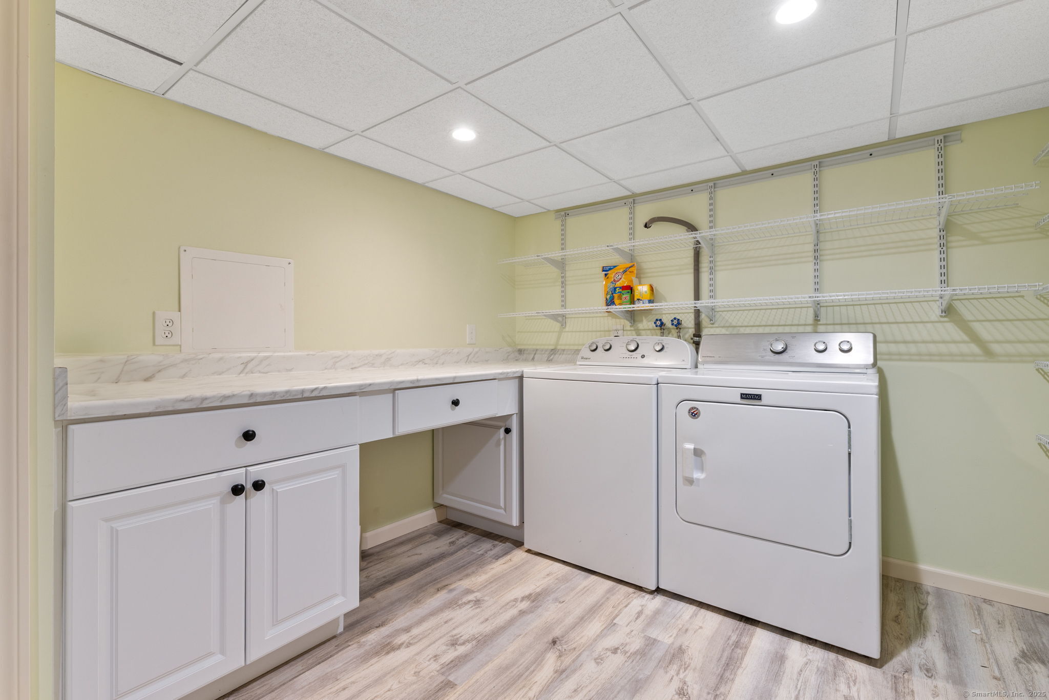 16 Marshall Road, Enfield, Connecticut image 39
