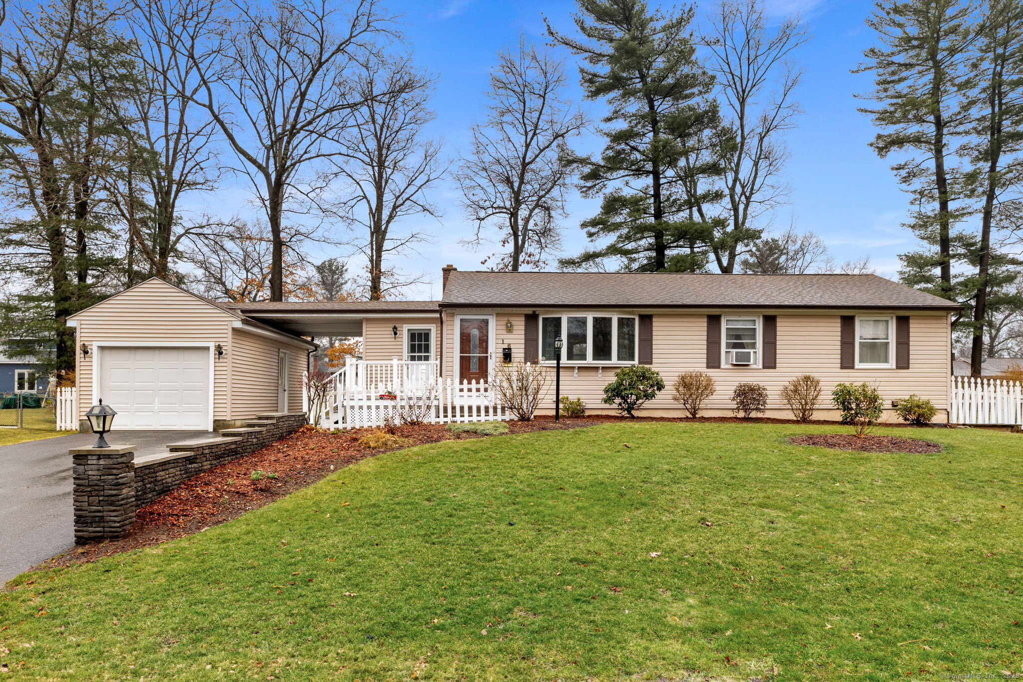 16 Marshall Road, Enfield, Connecticut image 1