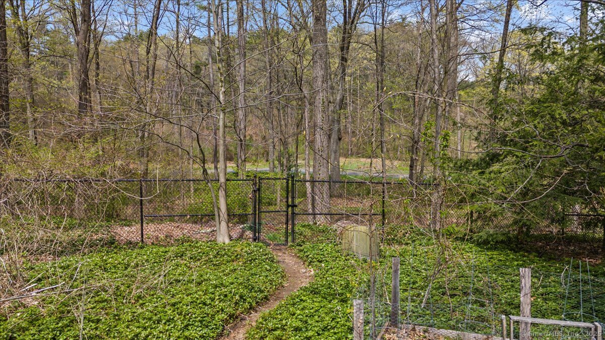 34 10 Acre Lane, West Hartford, Connecticut image 37