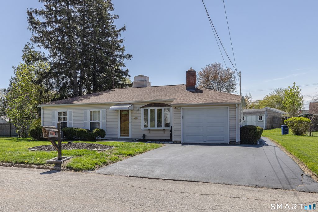 Photo of 105 Bear Paw Road, Bridgeport, CT 06606 (MLS # 24170945)