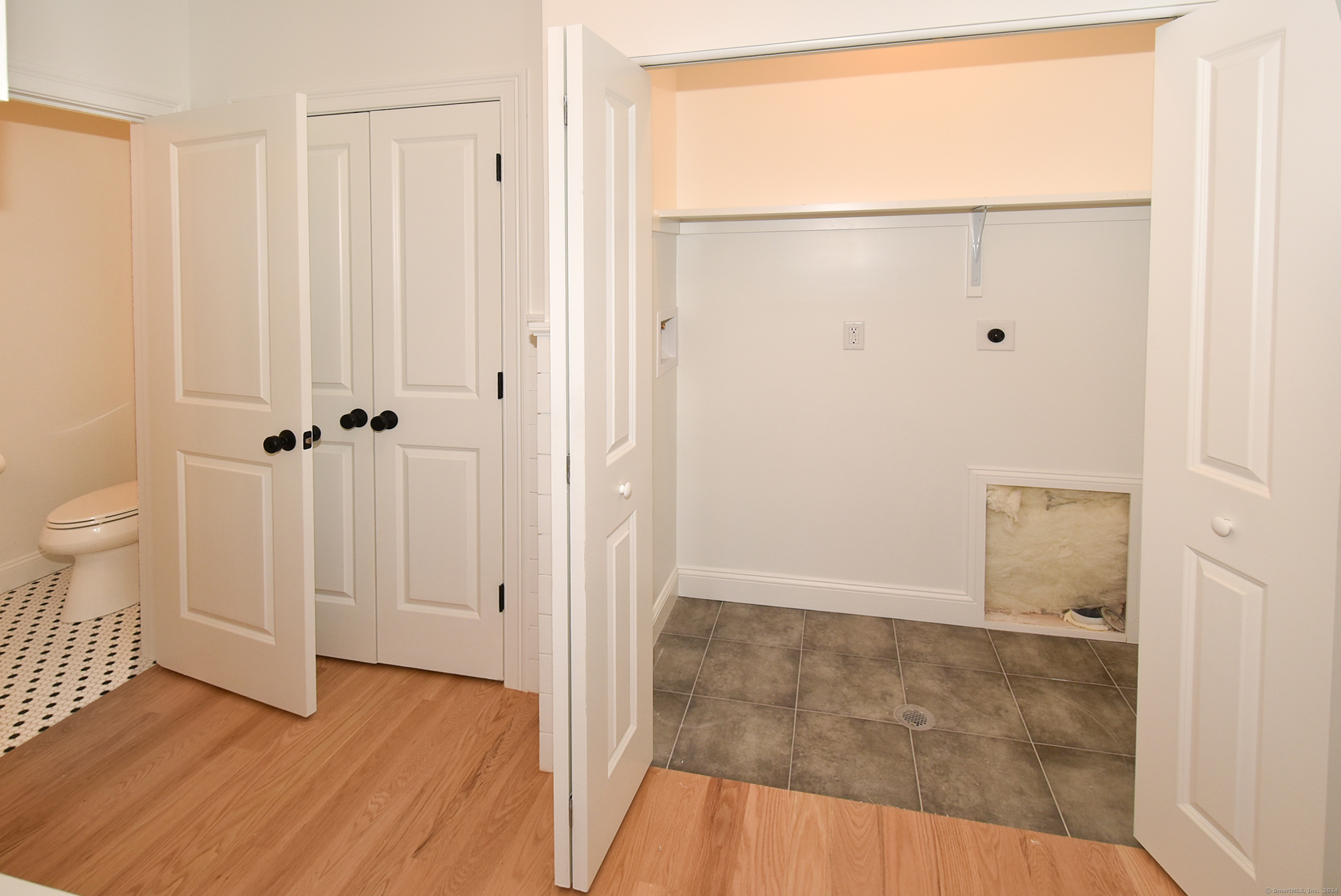 55 Oakwood Circle, Plainville, Connecticut image 11