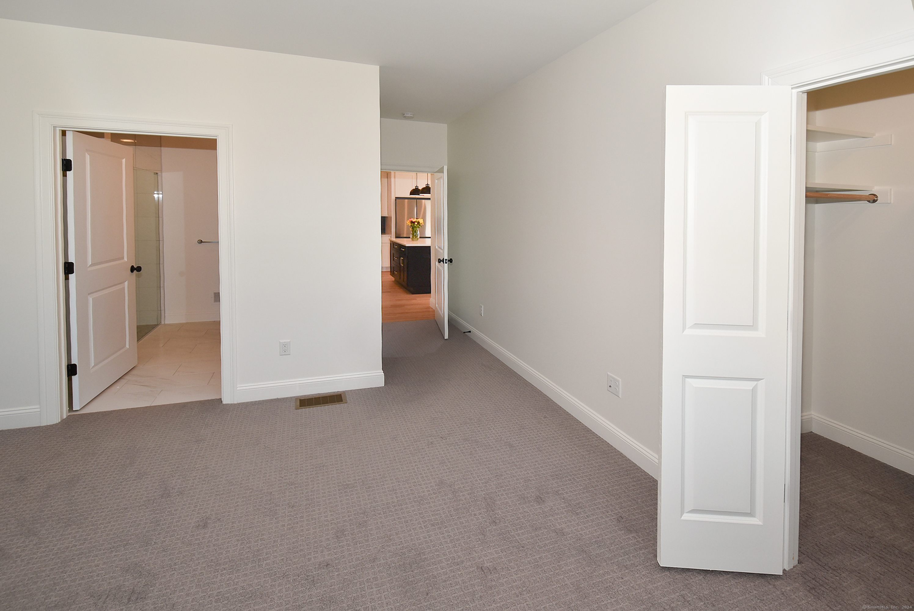55 Oakwood Circle, Plainville, Connecticut image 17