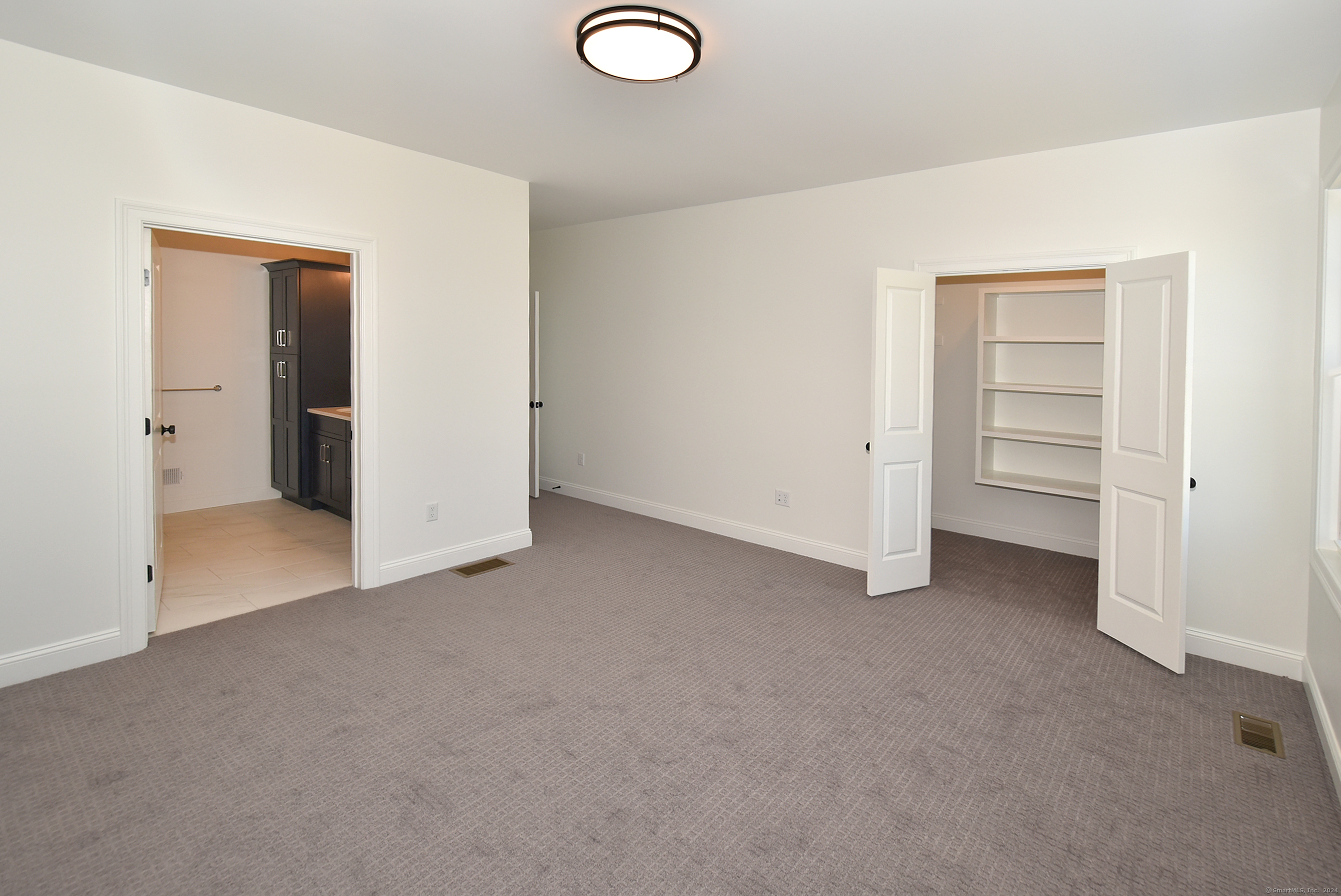 55 Oakwood Circle, Plainville, Connecticut image 16
