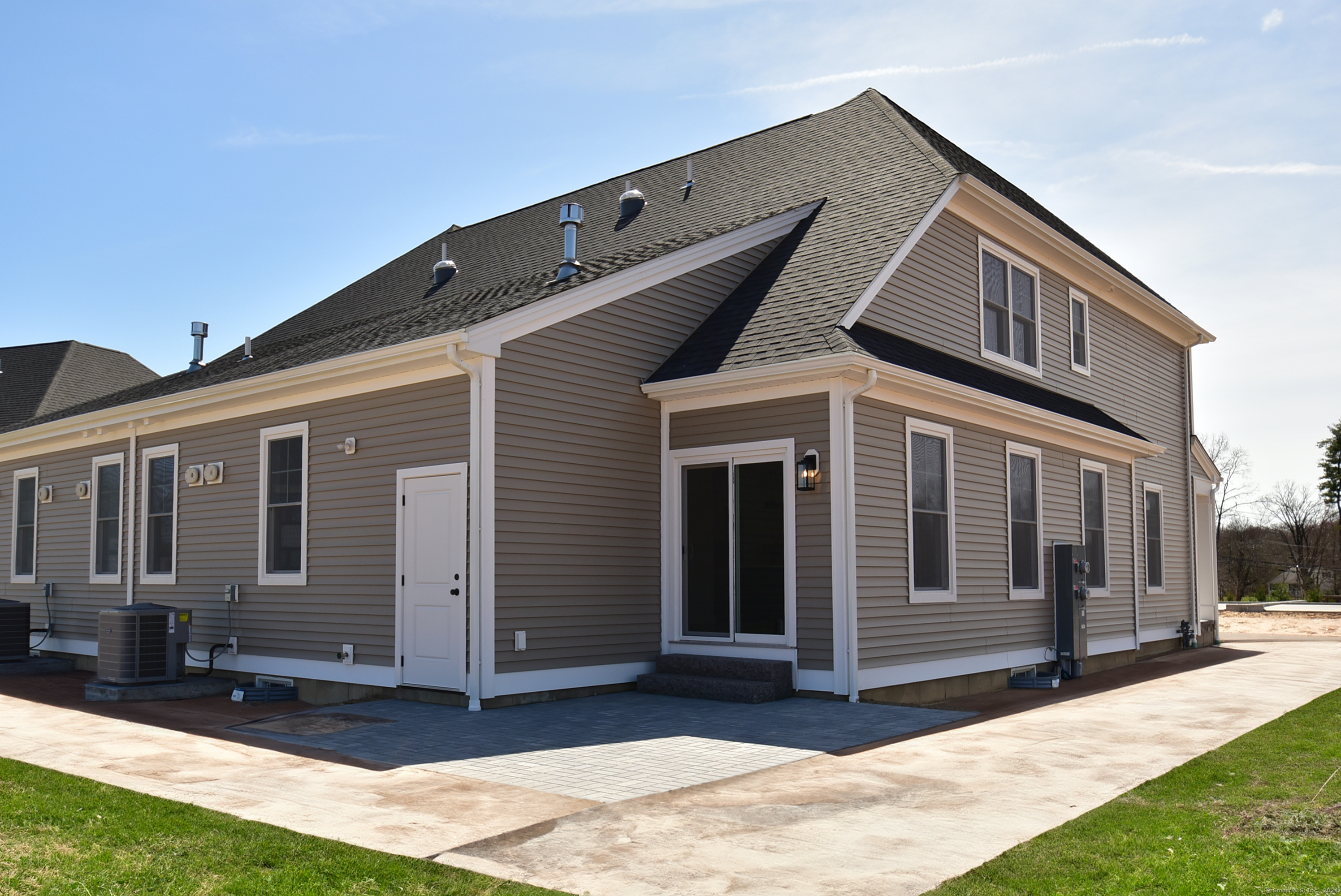 55 Oakwood Circle, Plainville, Connecticut image 28