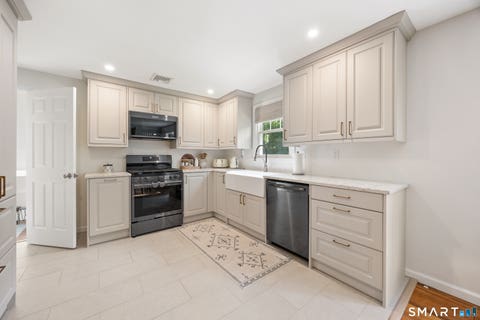 Tiny photo for 28 Fallon Drive, North Haven, CT 06473 (MLS # 24196147)