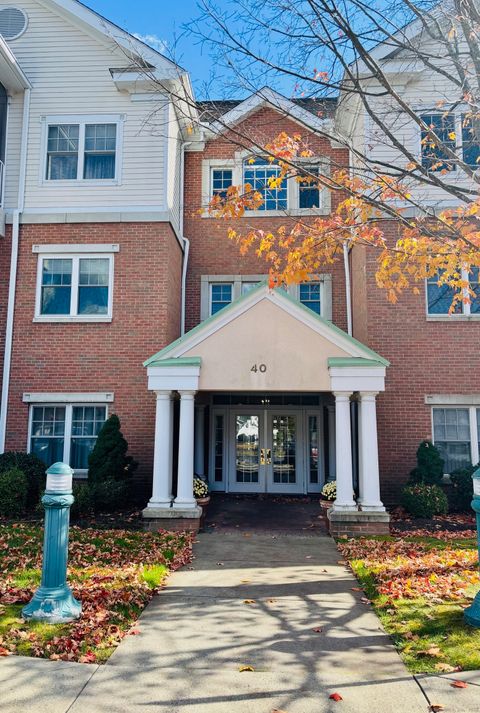 Tiny photo for 40 Southwick Court #201, Cheshire, CT 06410 (MLS # 24136164)