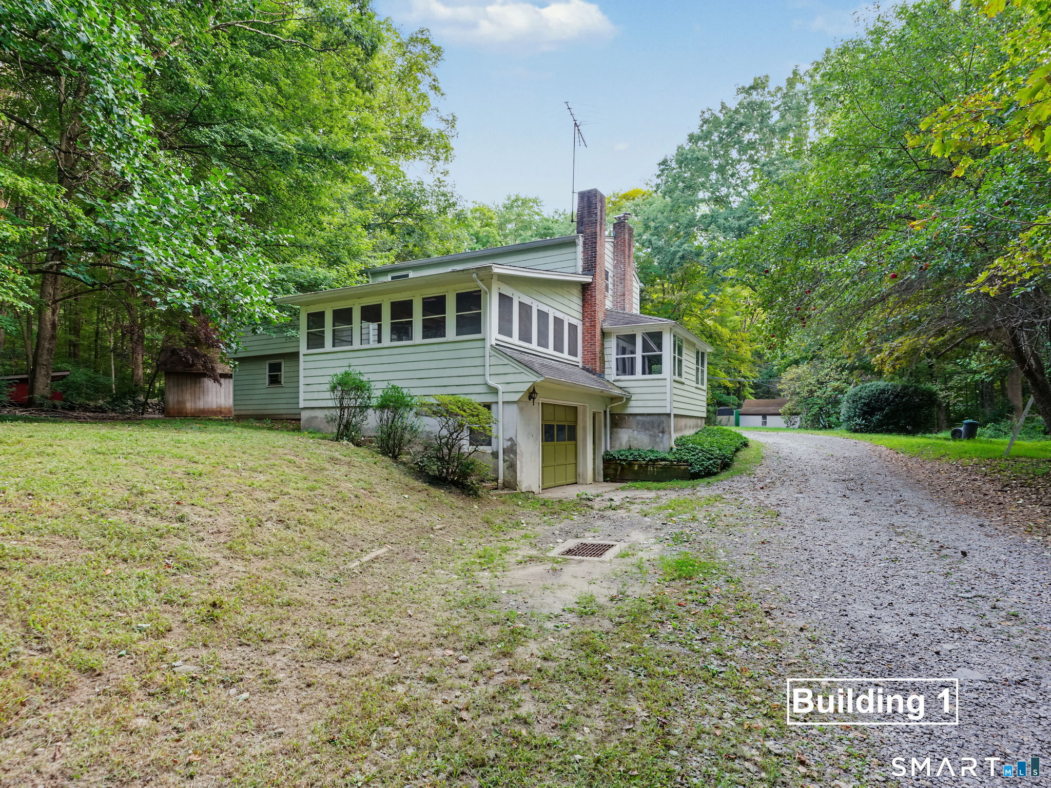 25-35-37 Mills Lane