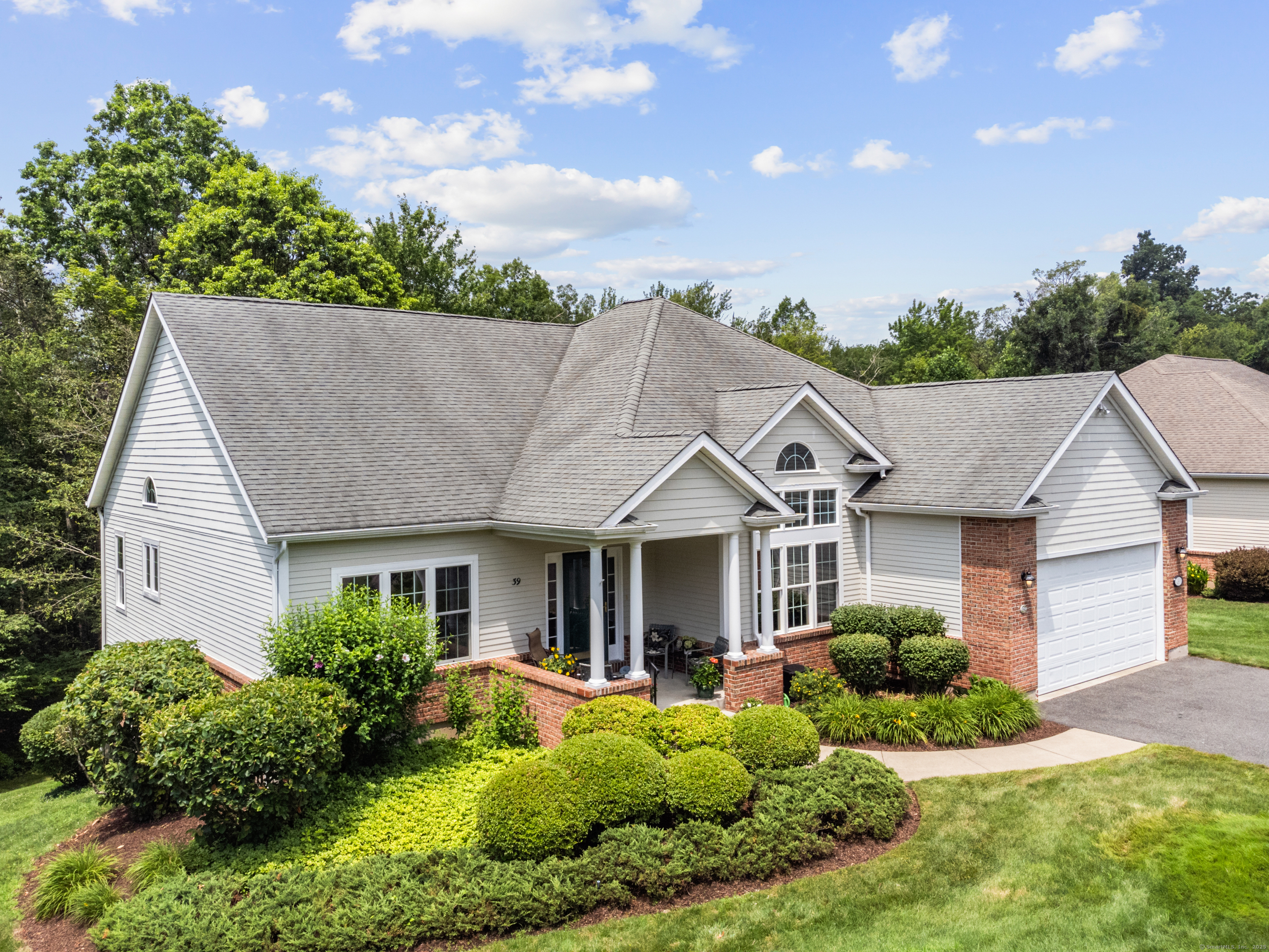 39 Emily Way 39