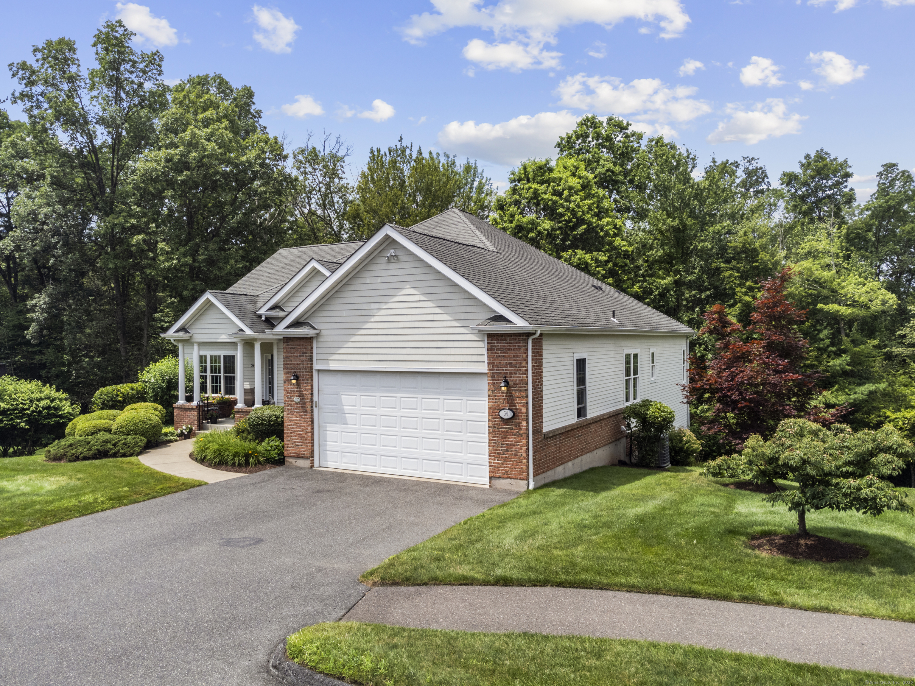 39 Emily Way 39