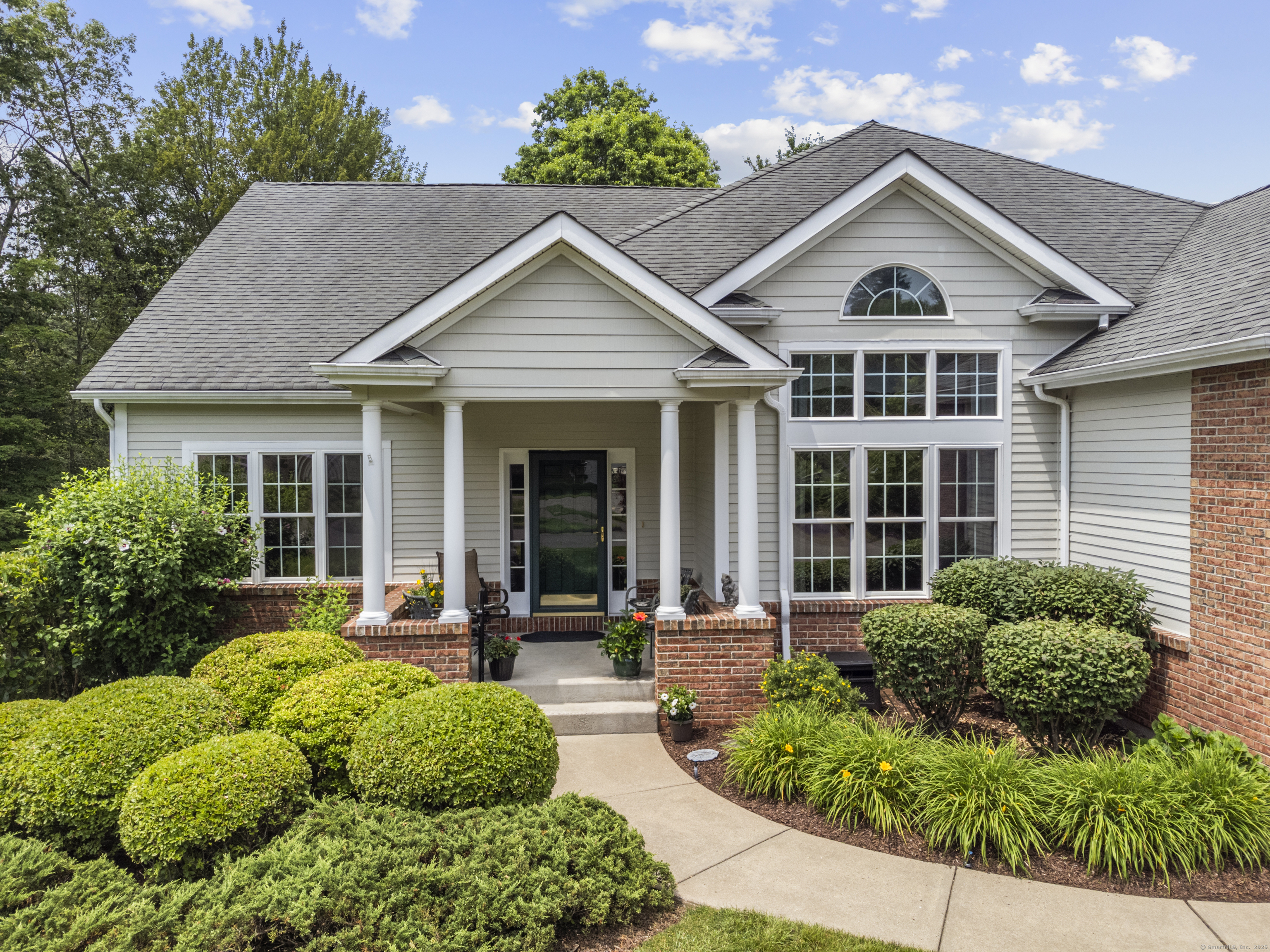 39 Emily Way 39