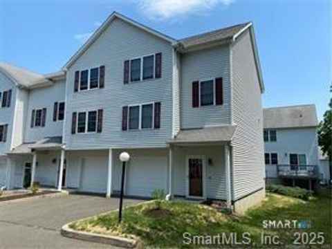 11 Mannions Lane APT 11, Danbury, CT 06810 - #: 24145438