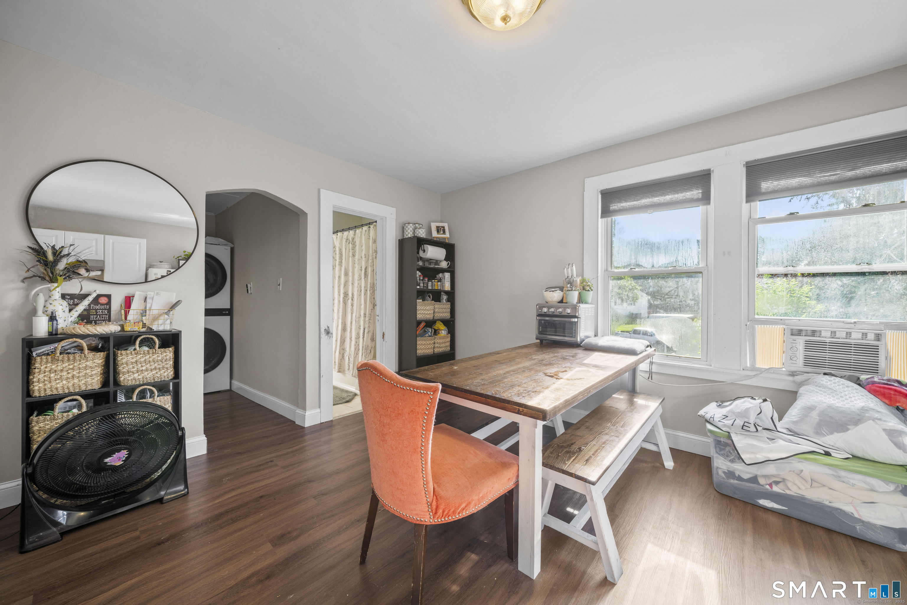 383 Davis Street 2