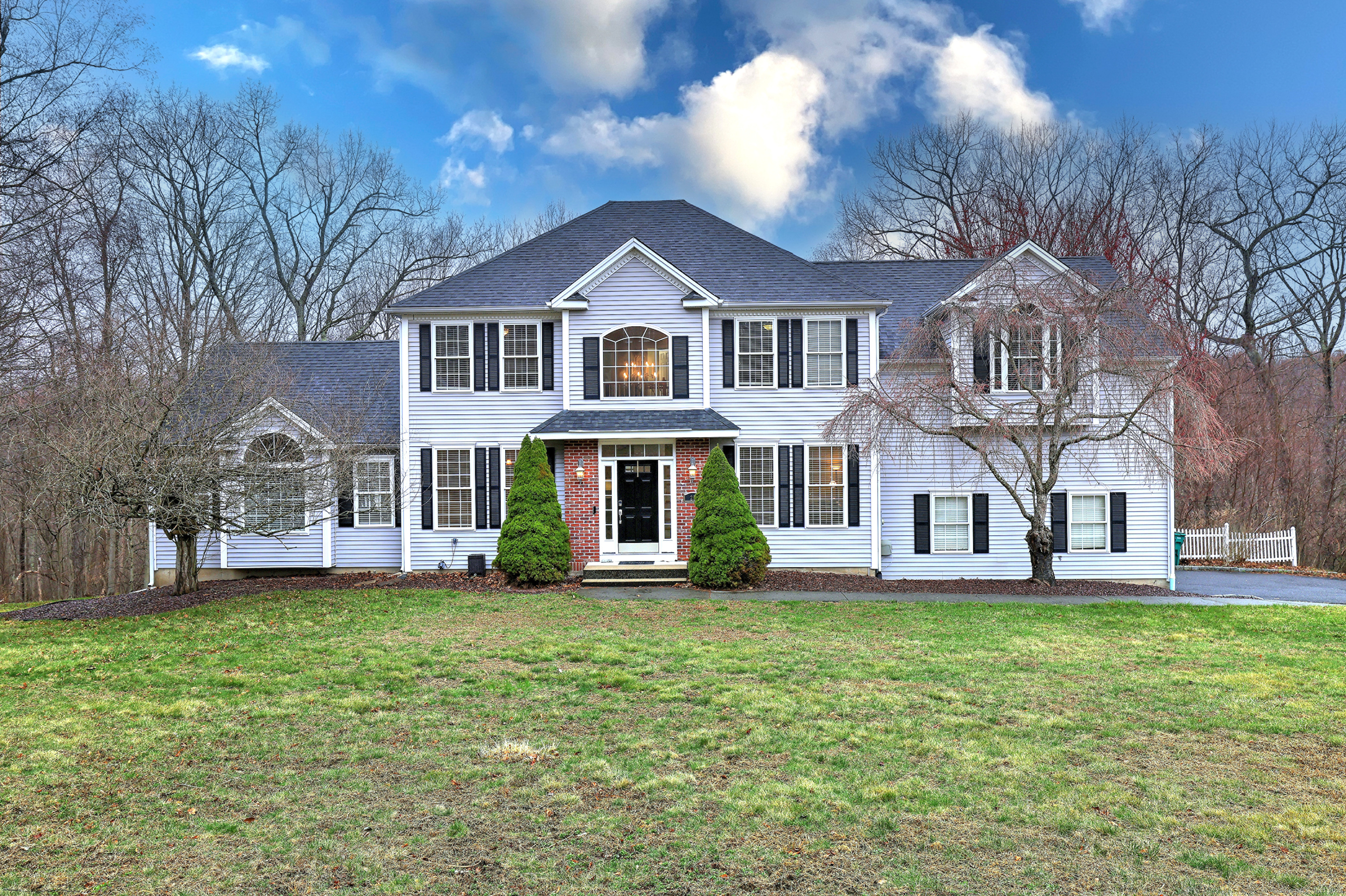 25 Evergreen Terrace, Seymour, Connecticut image 1