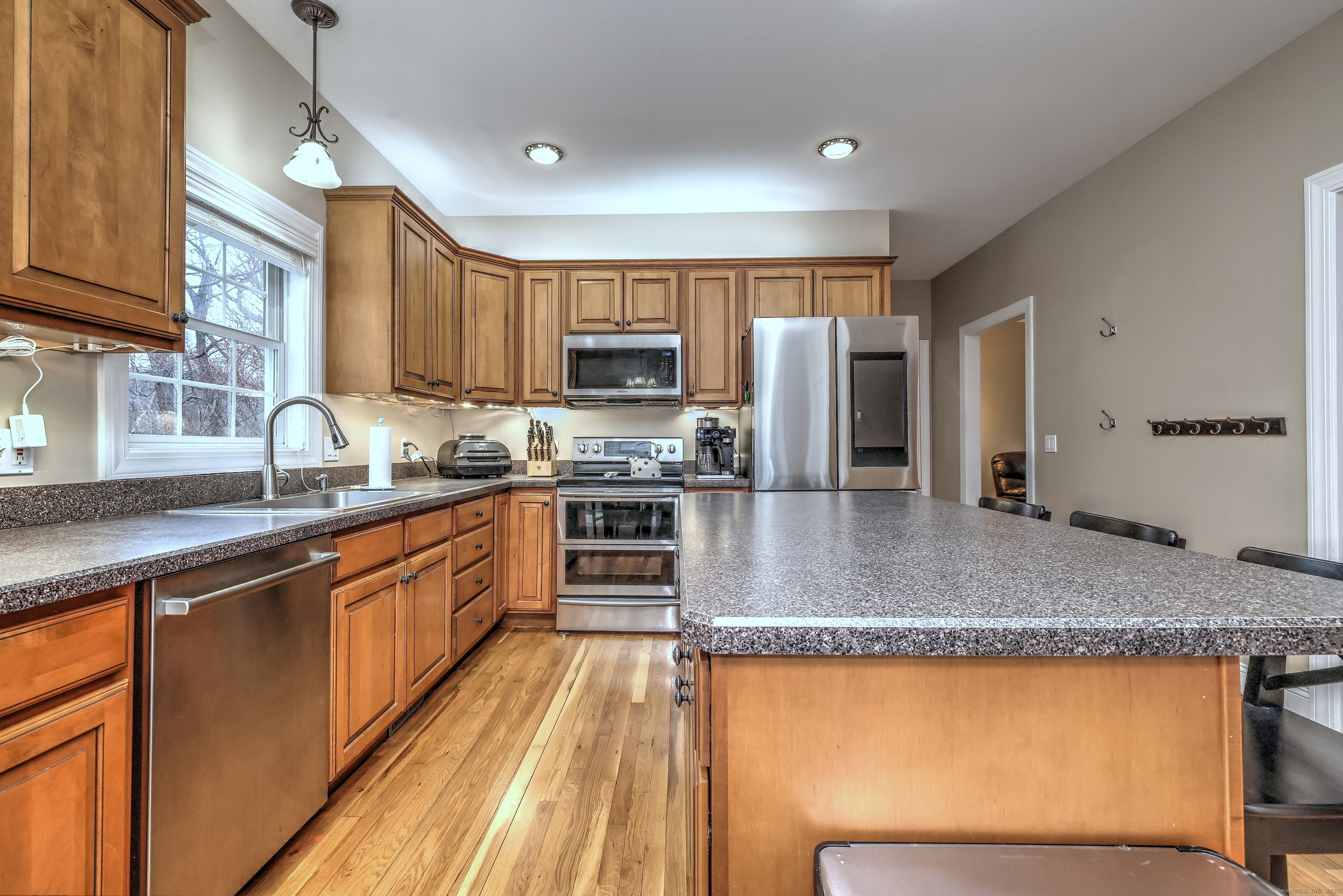 25 Evergreen Terrace, Seymour, Connecticut image 9