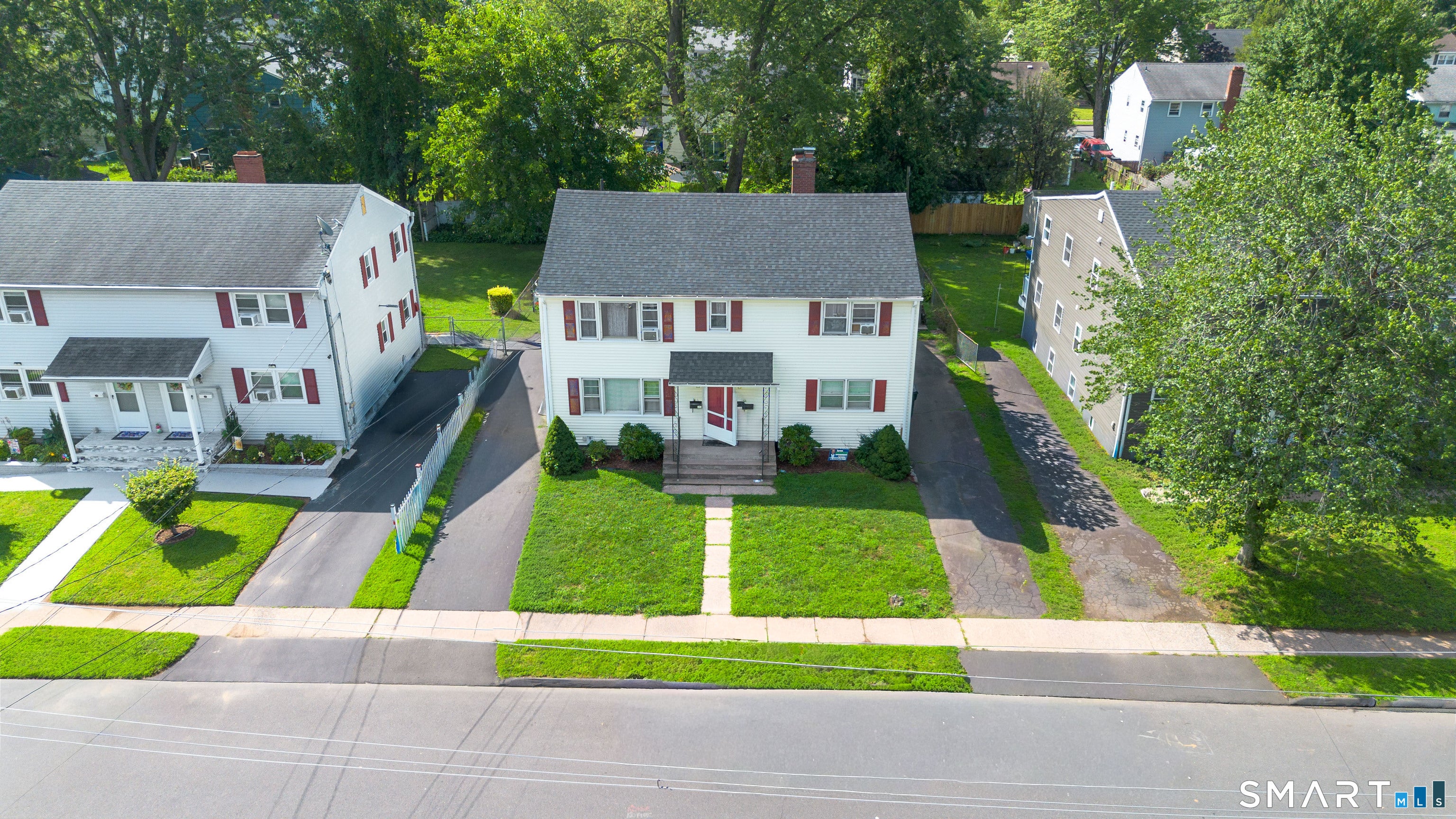 15-17 Leichtner Drive