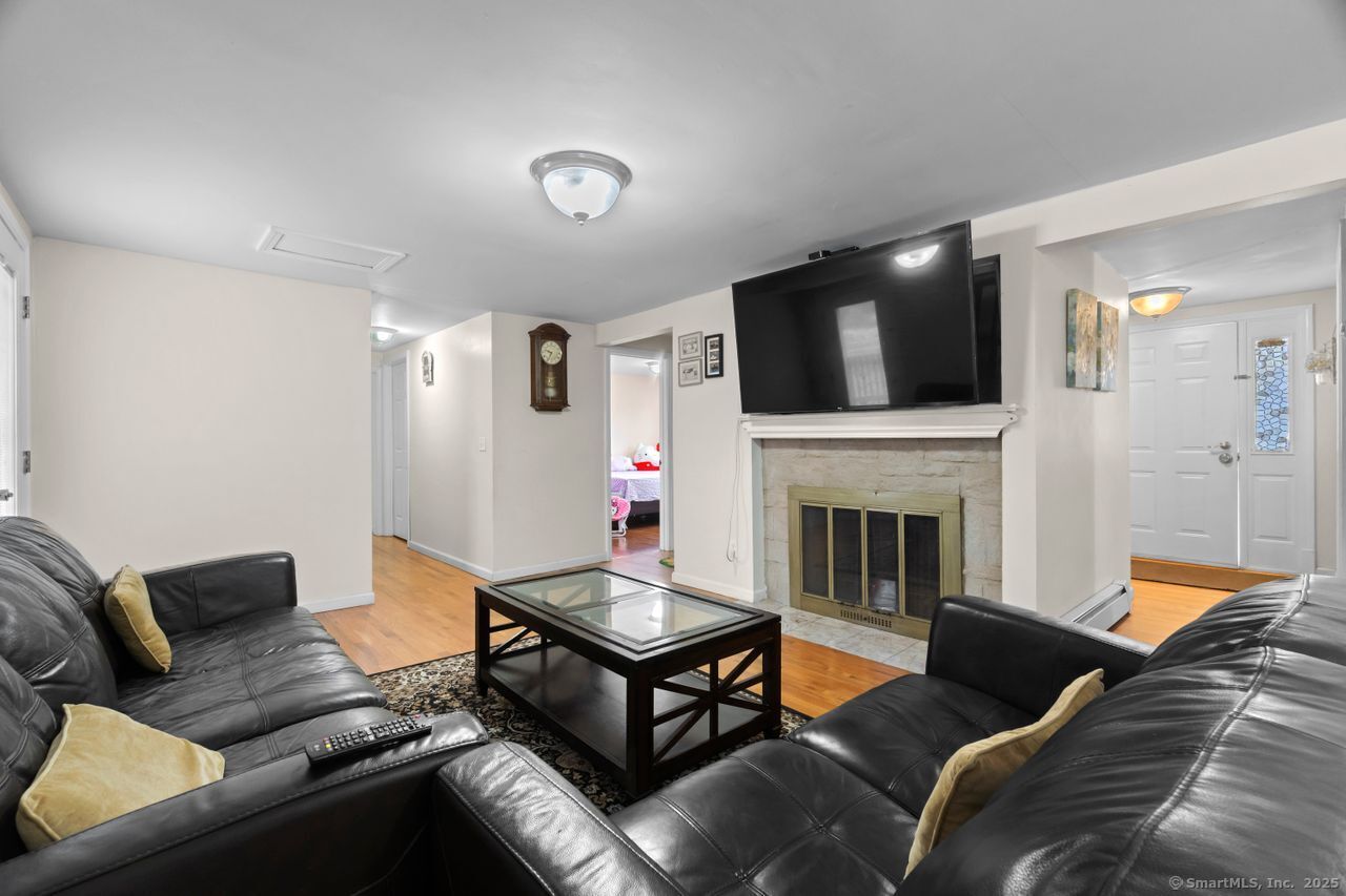 92 Blakeslee Avenue, North Haven, Connecticut image 10