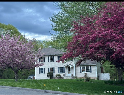 Photo of 2 Heidi Court, Wolcott, CT 06716 (MLS # 24189048)