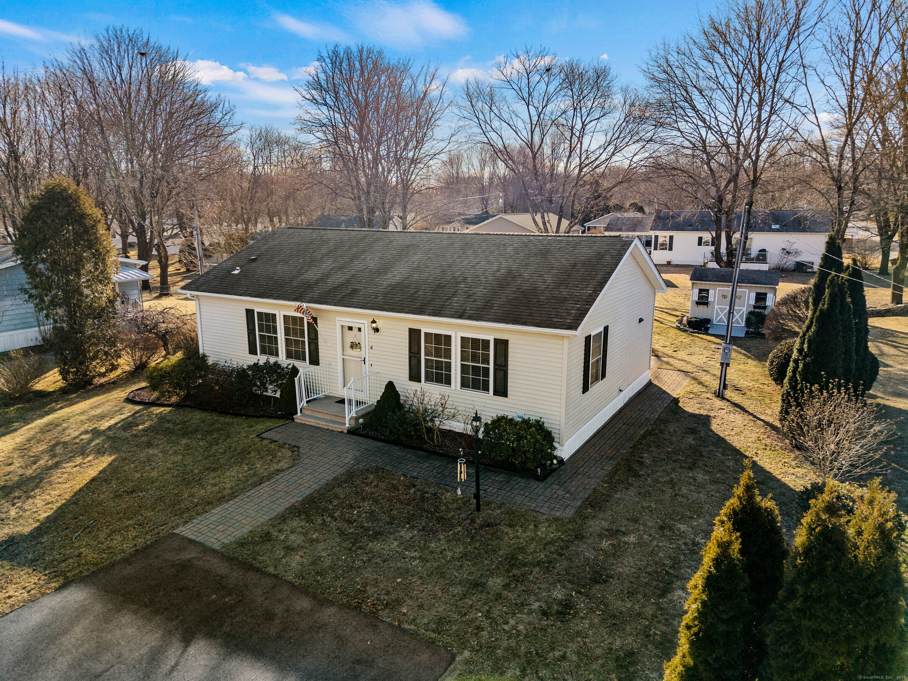 4 Country Club Trail, Killingworth, Connecticut image 2