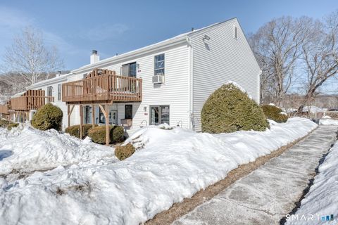 Tiny photo for 45 Aspetuck Village #45, New Milford, CT 06776 (MLS # 24153417)