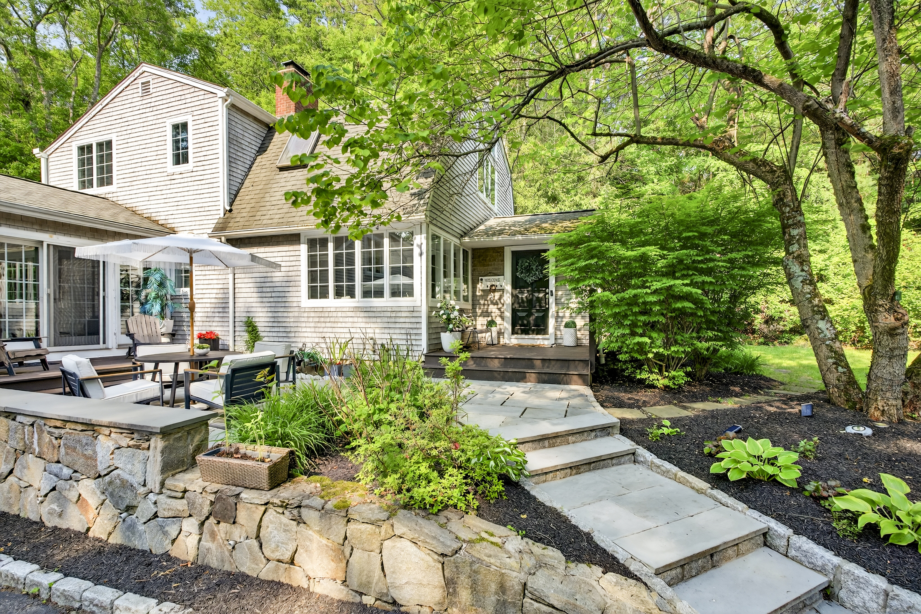 1111 Rock Rimmon Road