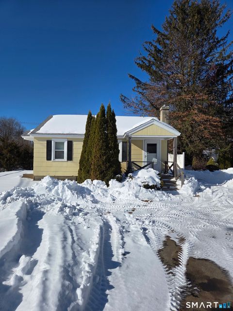 Photo of 1372 New Haven Road, Naugatuck, CT 06770 (MLS # 24152264)