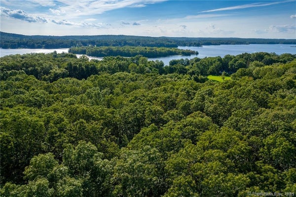 1832 GLASGO RD, GRISWOLD, CT 06351 - Image cba4e987166ae519c8a8b3d1dde92cff/1884481031