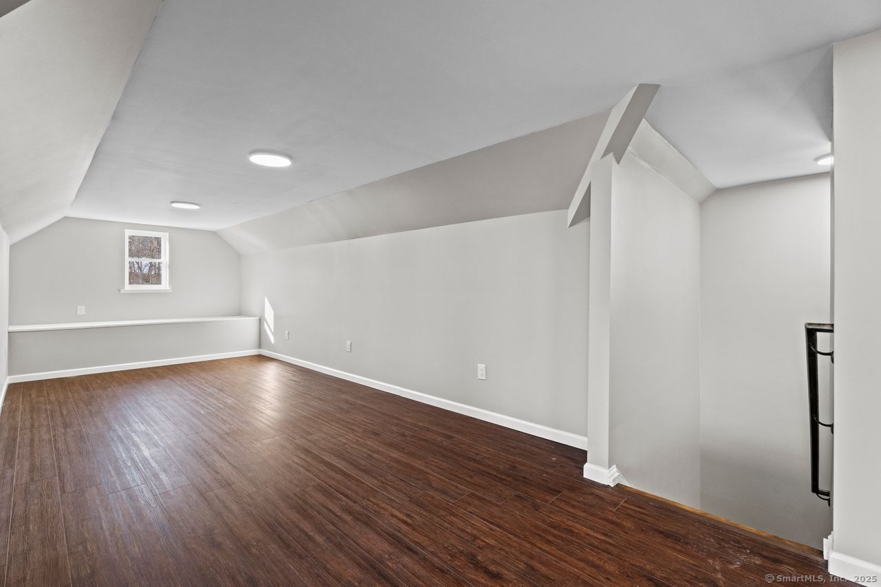 47 Hemlock Street, West Haven, Connecticut image 28