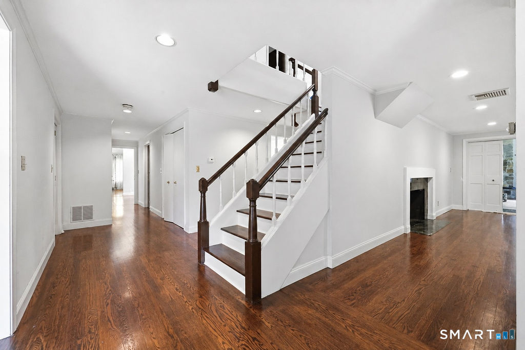 54 Kenmore Road
