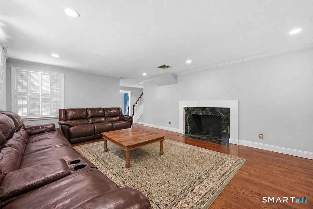 54 Kenmore Road