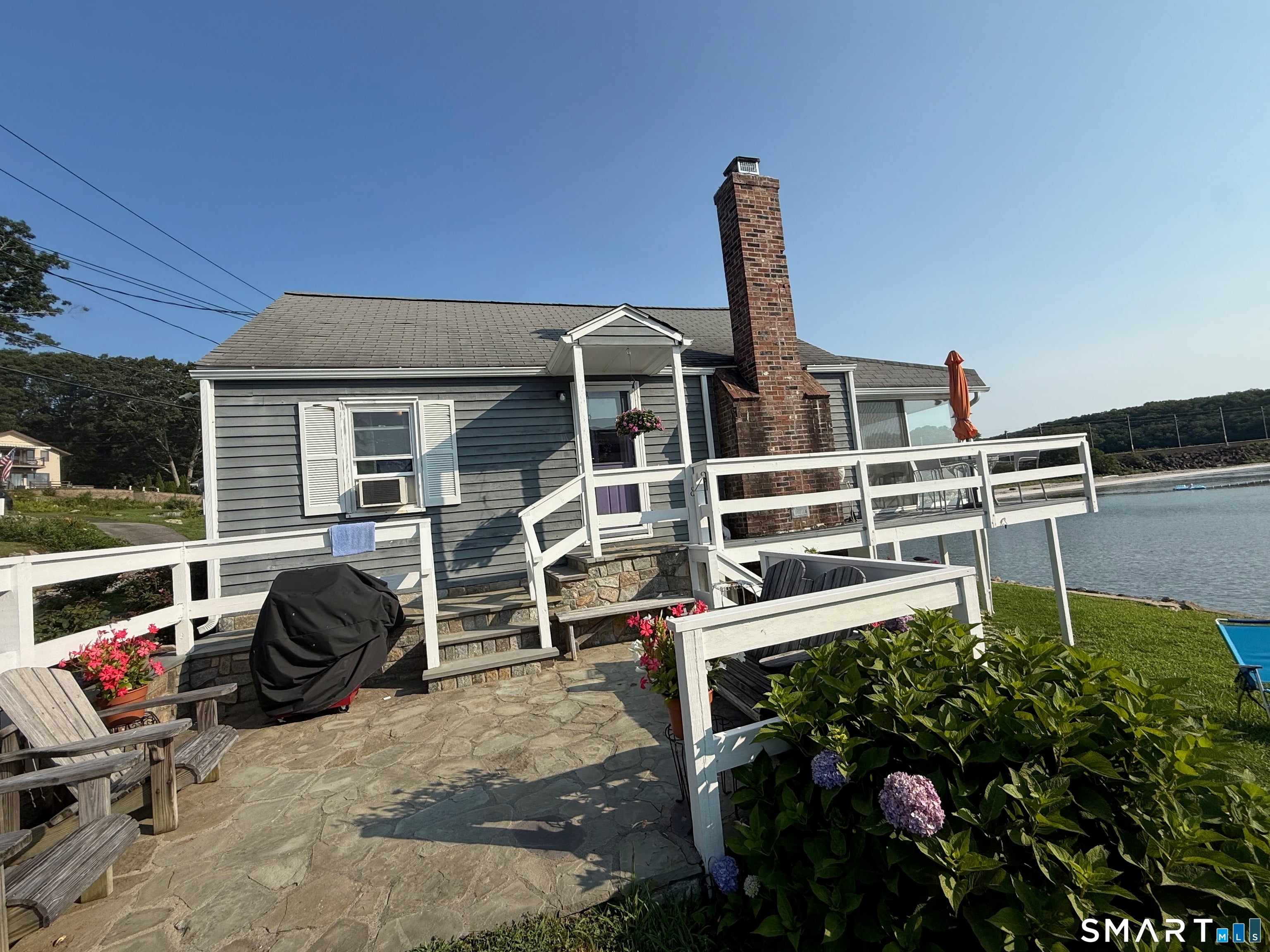 11 Stanhope Avenue