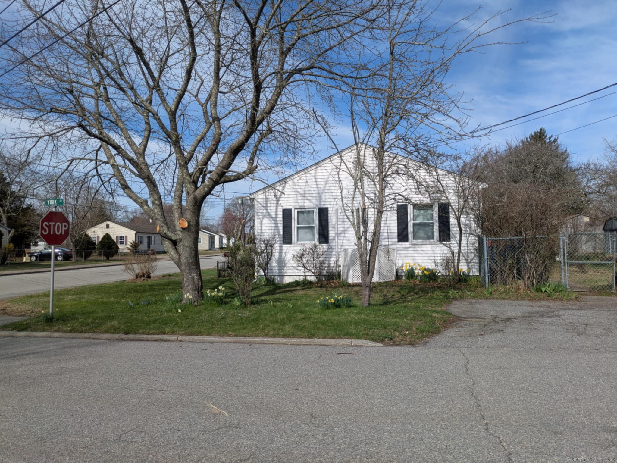 287 Midway Oval, Groton, Connecticut image 5