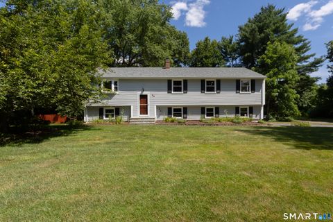 Homes For Sale - 86 Simsbury Manor Drive<br/> Simsbury, CT 06089